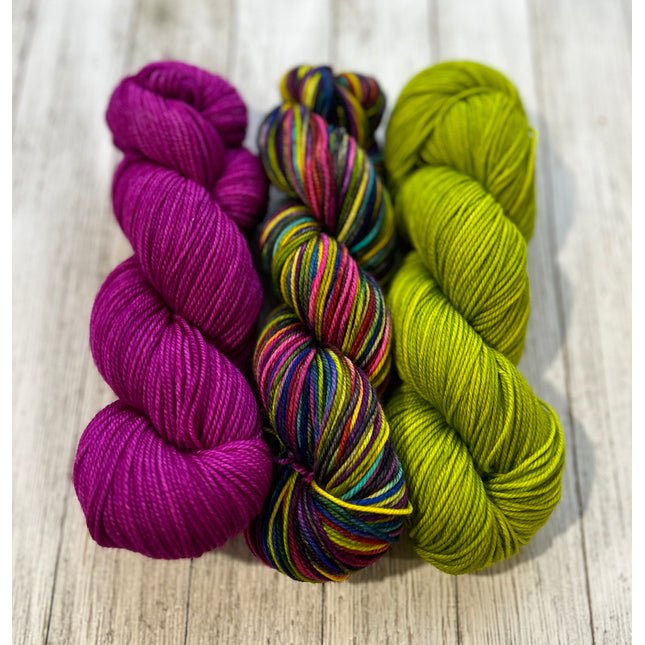 'All About Me Cowl' Kit - (Pattern Not Included)